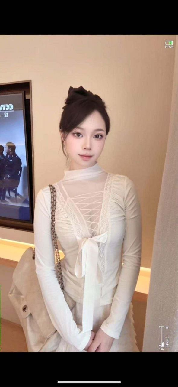 成都外围 03在校生 纯兼职 身体柔软 皮肤白嫩 1 1000027178