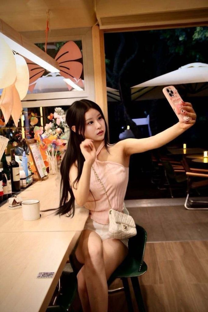 深圳外围 04年小甜妹 应届生工科系花乖乖女 2 1000031841