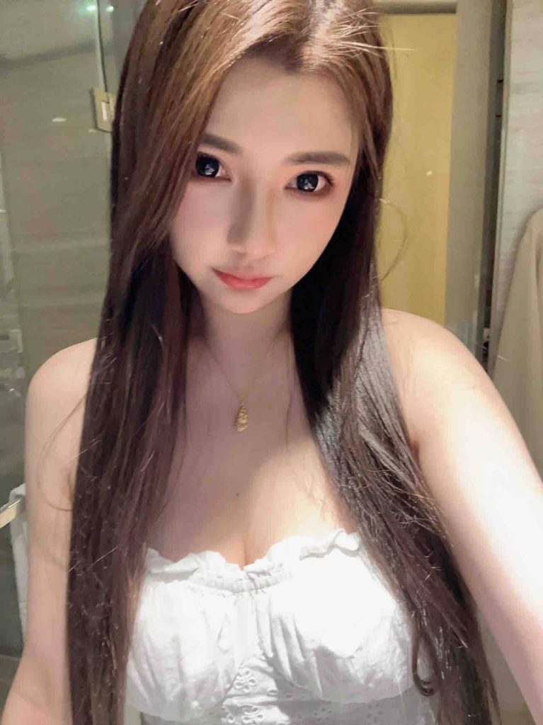 杭州外围 新丝路模特纯欲天花板 五官精致可纯可欲 3 1000038403