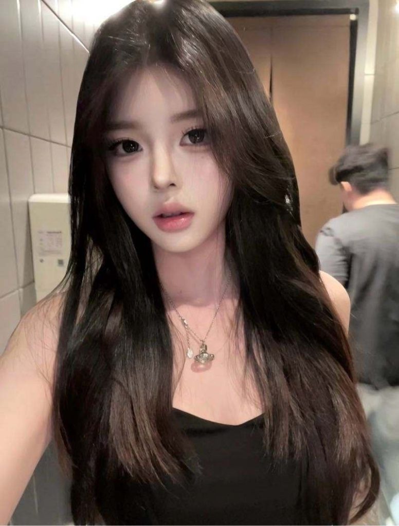 成都外围真实04年身高171粉嫩多汁体验感十足极品新人首次下水 5 IMG 20250903 140015 833