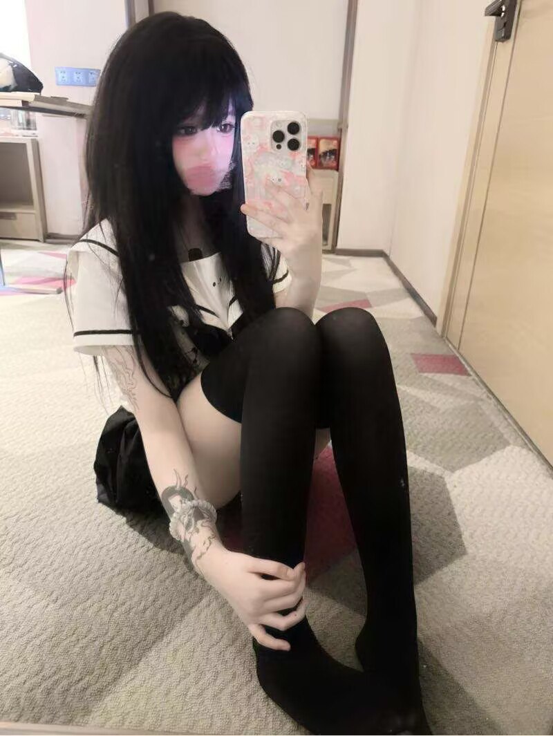 南昌外围05年学生妹 168 天然C 少女 学生 6 file 1068