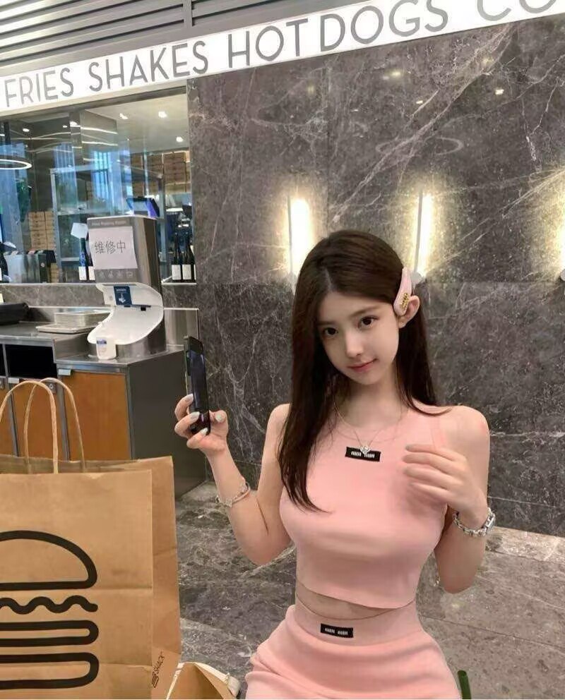 无锡外围学生妹 170 天然E 校花 初恋feel 兼职 3 file 1265