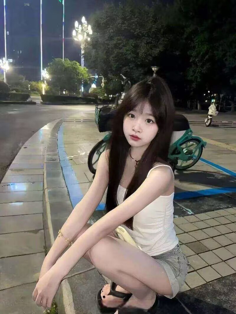 无锡外围初恋feel 168/82 天然C 初恋 甜妹 小妹 4 file 1270