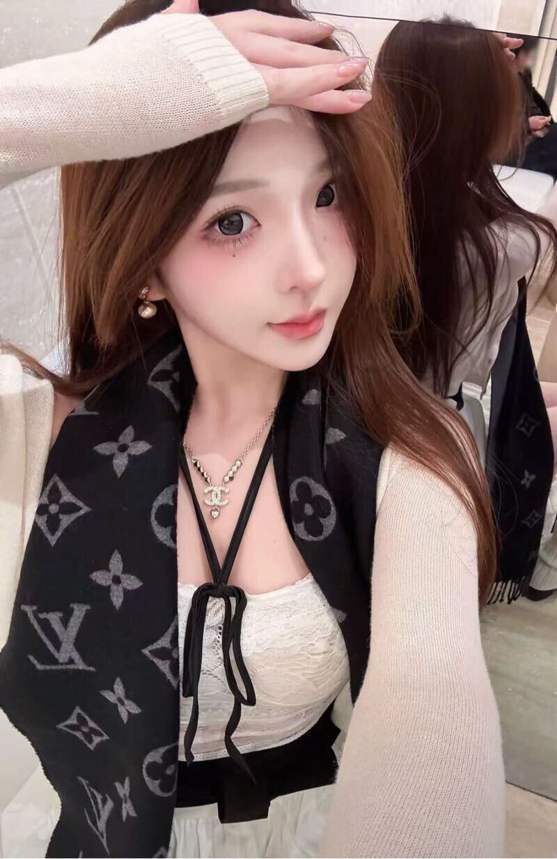 济南外围新人 170/45 开朗 主动 兼职 5 file 1699