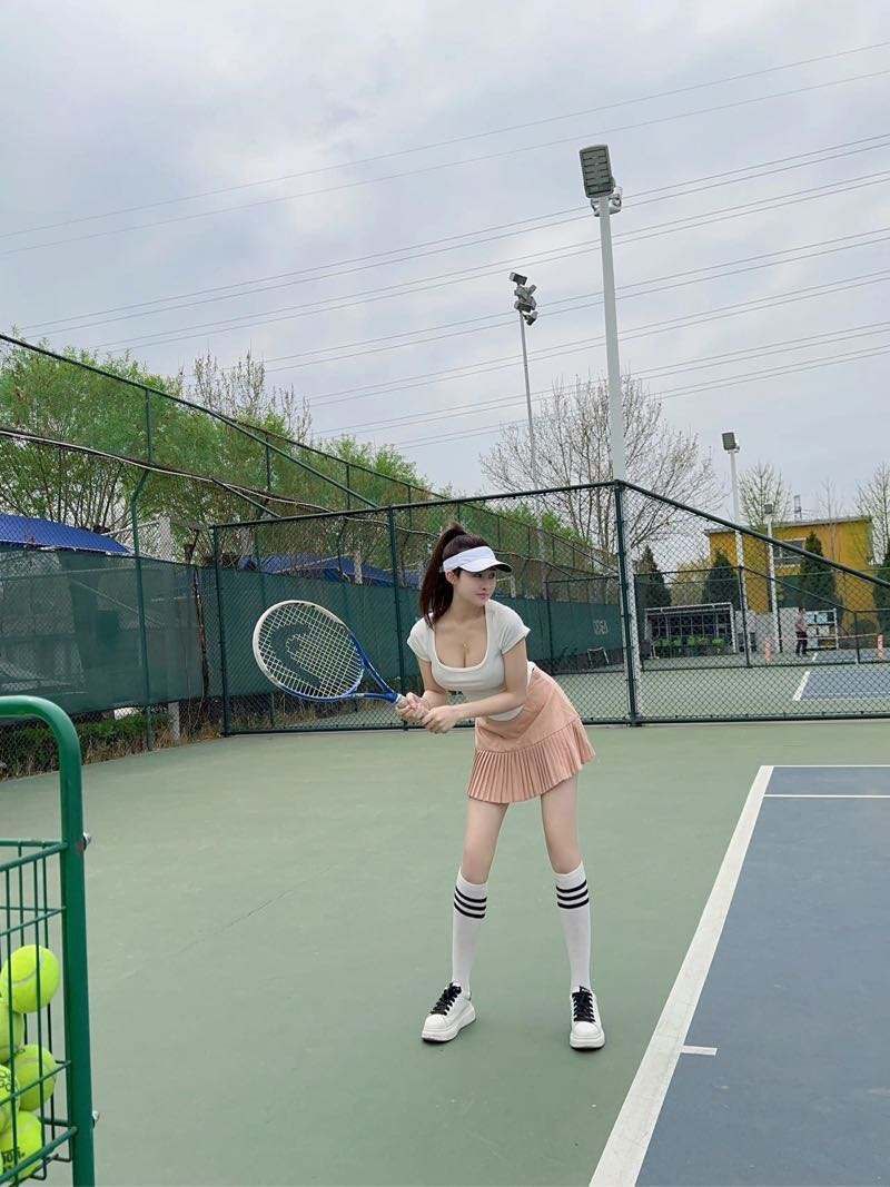 上海外围05年真实在校大学生鸳鸯浴舌吻69口胸D丰满尤物极品新人 5 file 690acd2d85fb0