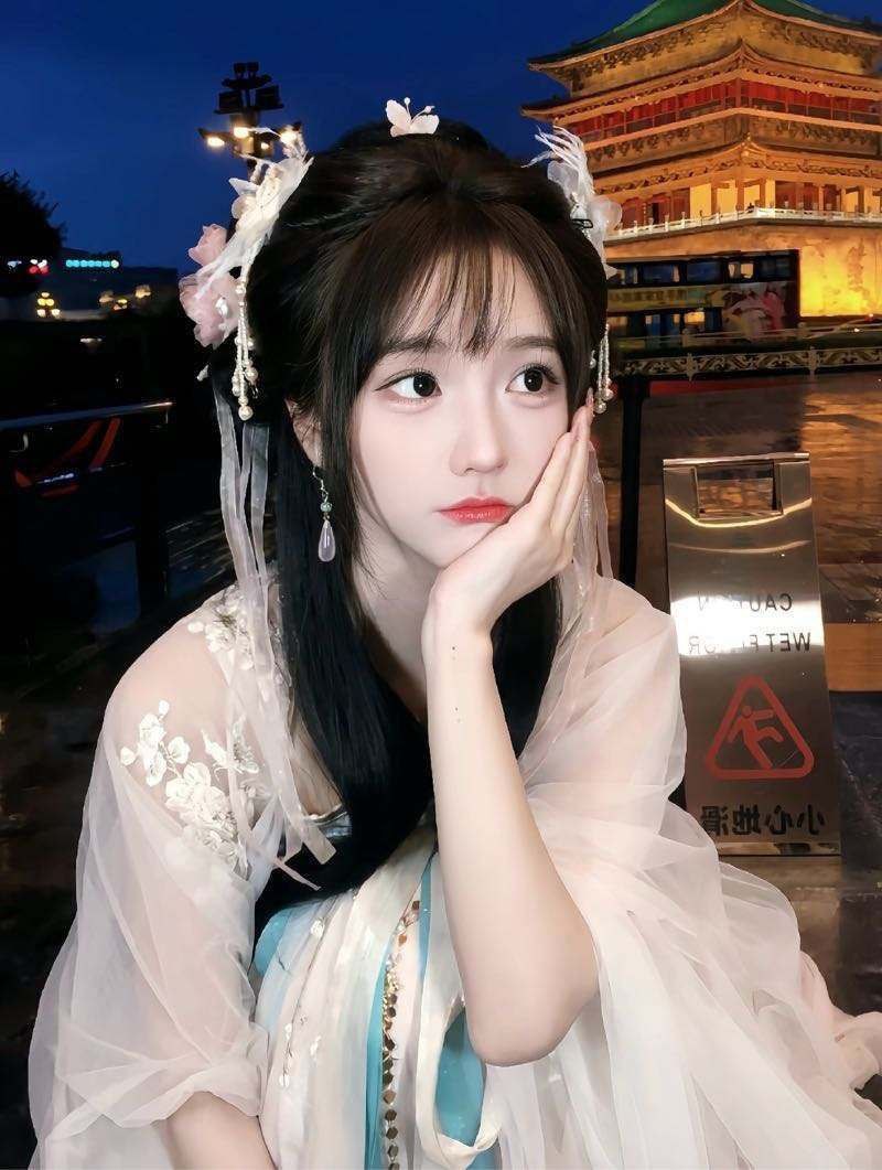 海口外围 🦜质量 纯天然妈生脸 全身皮肤白皙光滑 吹弹可破 可素颜 无风尘味 完美身材比例腿细长直 极易敏感多汁 三点粉 紧致会夹 可甜可御 性格好 乖巧听话 2 海口外围 🦜质量 纯天然妈生脸 全身皮肤白皙光滑 吹弹可破 可素颜 无风尘味 完美身材比例腿细长直 极易敏感多汁 三点粉 紧致会夹 可甜可御 性格好 乖巧听话