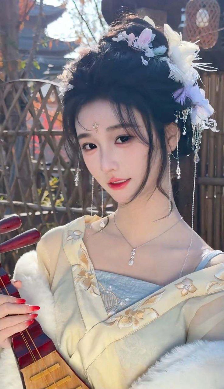 海口外围 🦜质量 纯天然妈生脸 全身皮肤白皙光滑 吹弹可破 可素颜 无风尘味 完美身材比例腿细长直 极易敏感多汁 三点粉 紧致会夹 可甜可御 性格好 乖巧听话 5 file 691ea247884f0