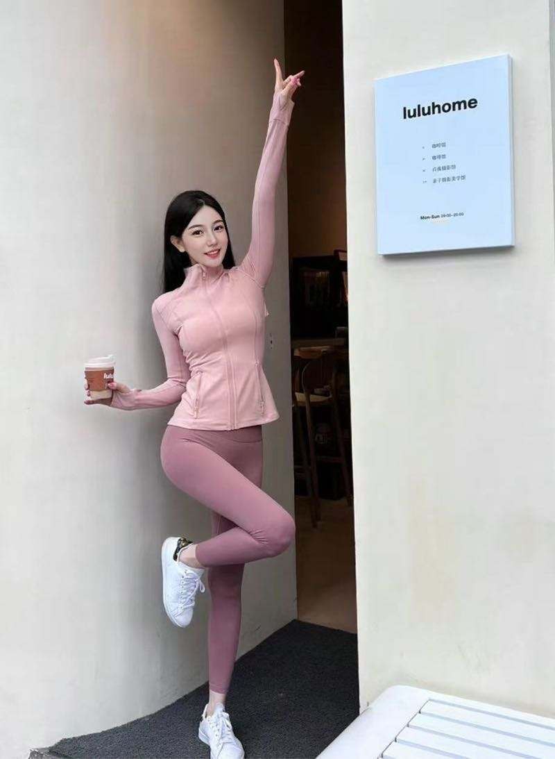 呼和浩特外围真实03年身高168笔直筷子腿天然无整三点粉嫩皮肤白嫩滑观音坐莲直达G点老师兼职 4 file 6925858e56356