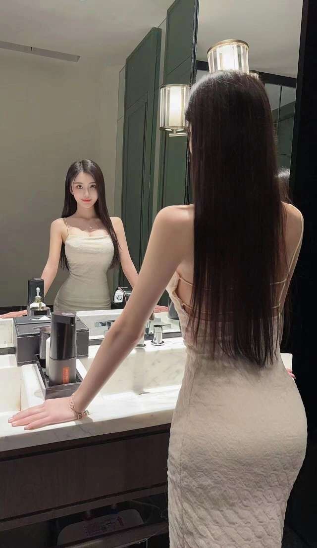 南宁外围空姐 173/89 天然C 气质 小妹 性感 2 file 2193