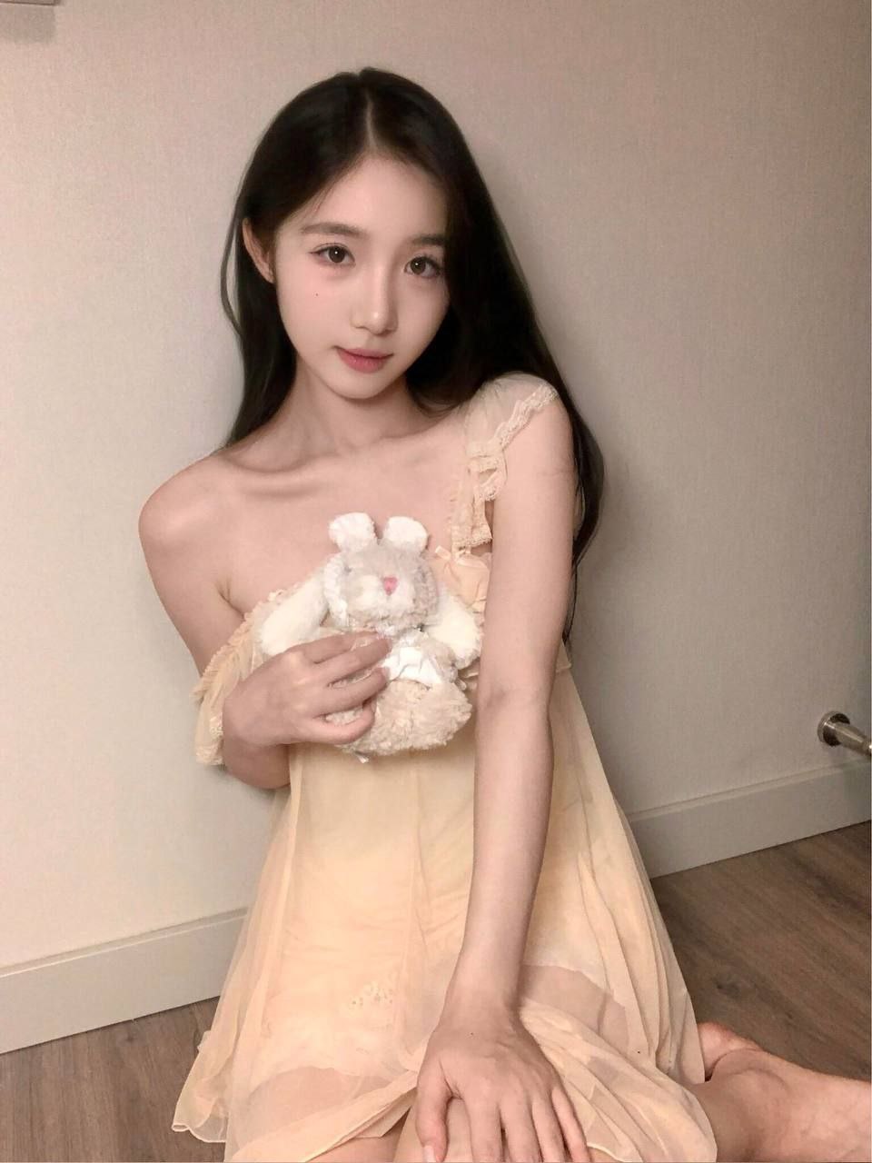 郑州外围高颜值 166/46 4 file 2330