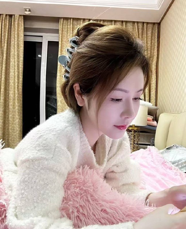 海口外围高颜值 主动 热情 2 file 2725