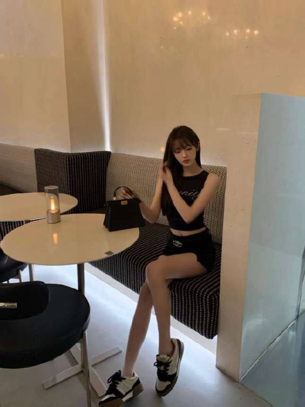 广州外围学生妹 170/44 天然B 模特 纯欲 筷子腿 3 file 3729