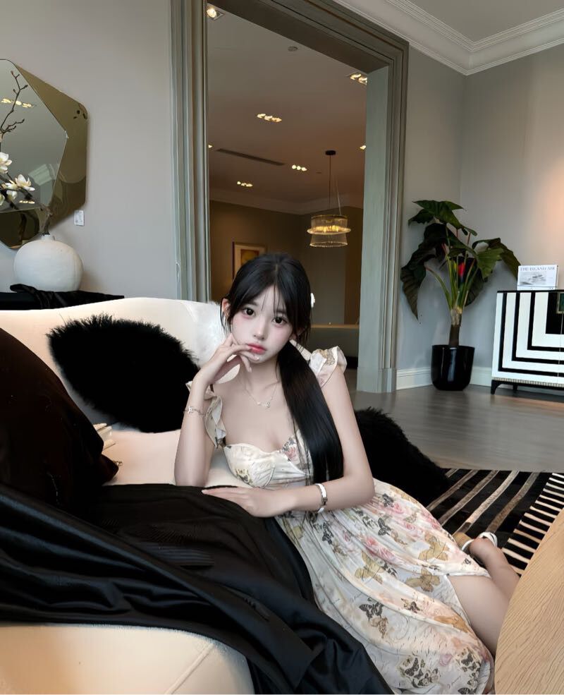 重庆外围模特 175/98 天然D 筷子腿 洋气 新人 4 file 5305