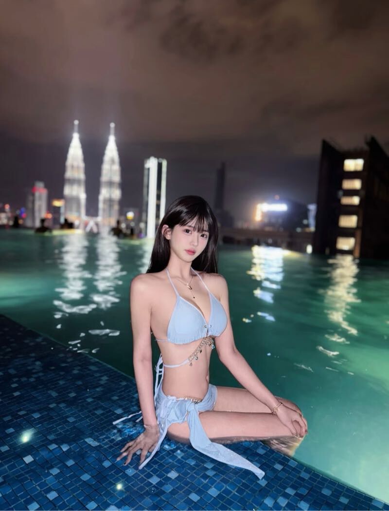 沈阳外围05年筷子腿 168/90 天然C 兼职 4 file 6460