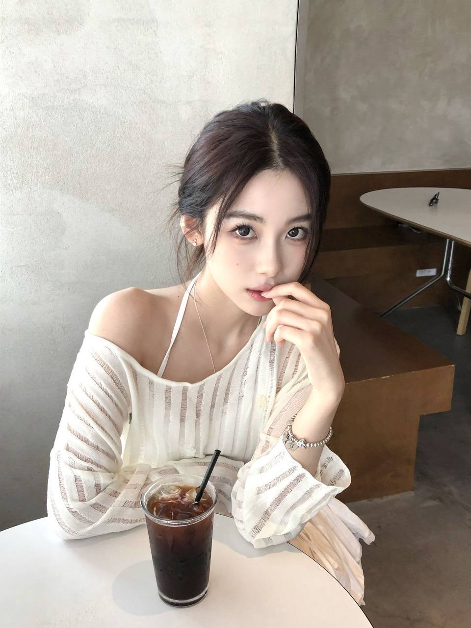 北京外围兼职 168 天然C 一字马 6 file 7380